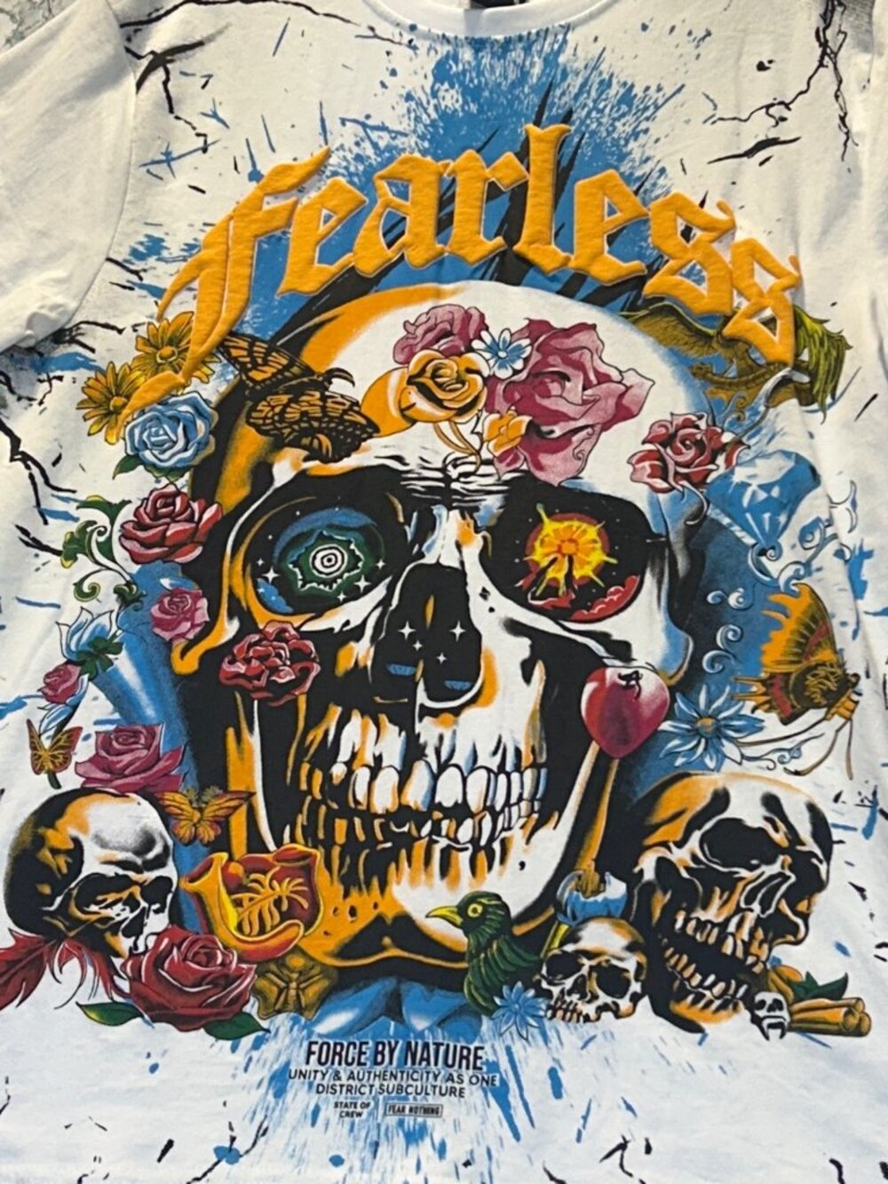 State of Crew Mens Size Small Graphic Tee Fearless Skull White 100% Cotton